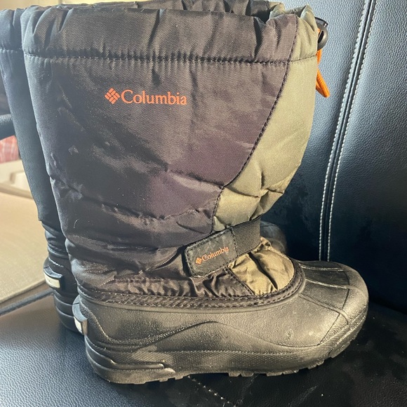 Columbia Winter Boots - Picture 6 of 13